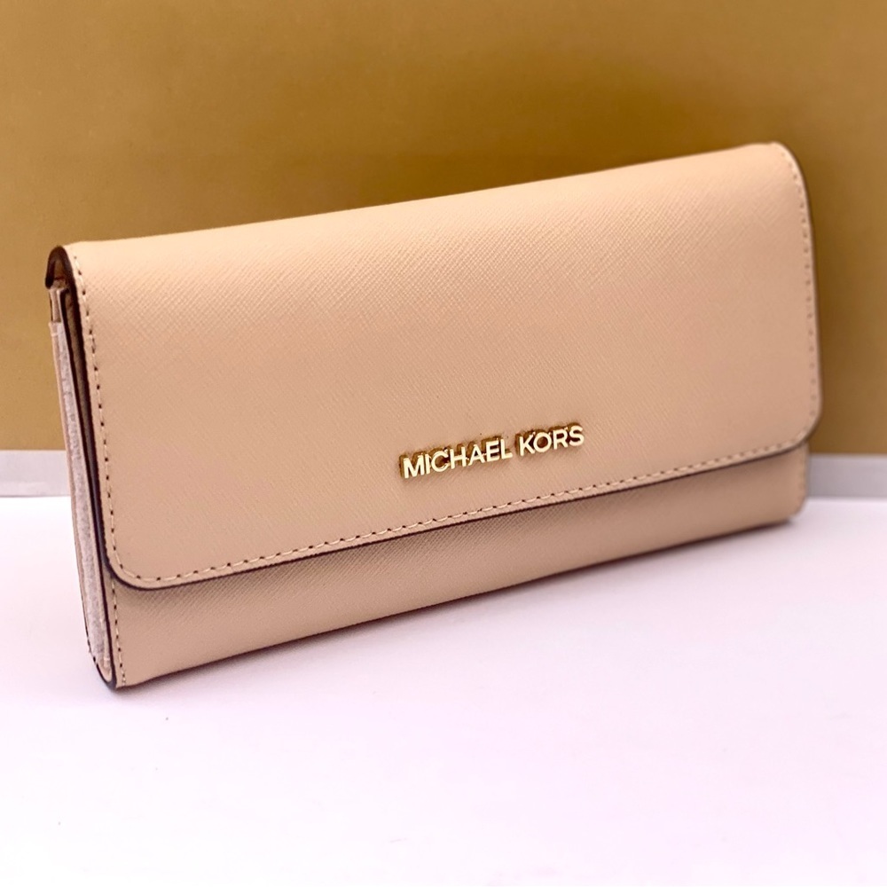 Michael Kors Trifold Wallet Buff - Picture 4 of 13